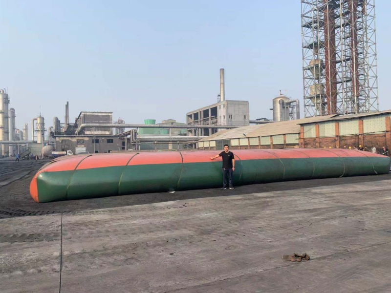 護油池
